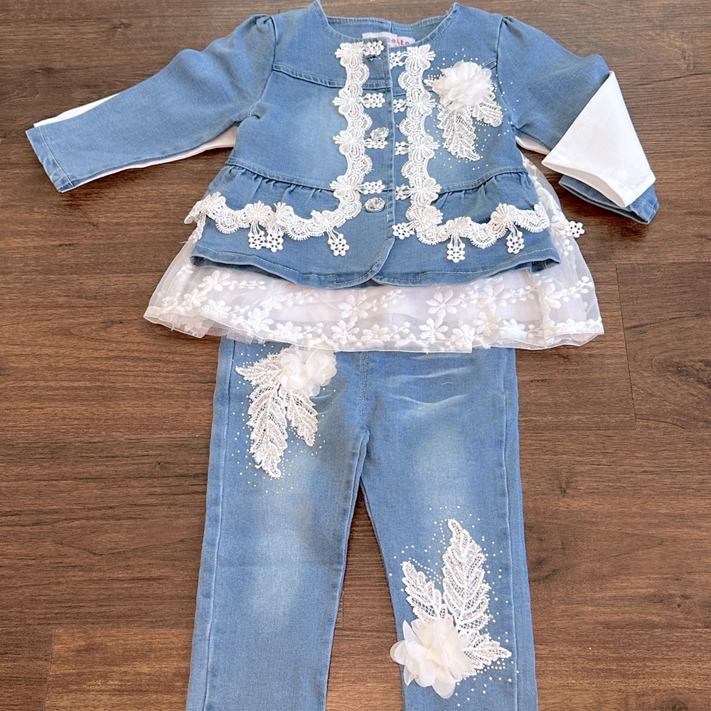 Denim matching set with lace trimming. Size 6-12 months